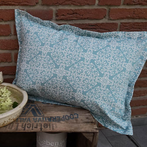 Kissenhülle in Blau mit Ornamenten