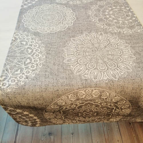 Tischläufer Mandala Muster aus Baumwollmischung Esszimmertisch