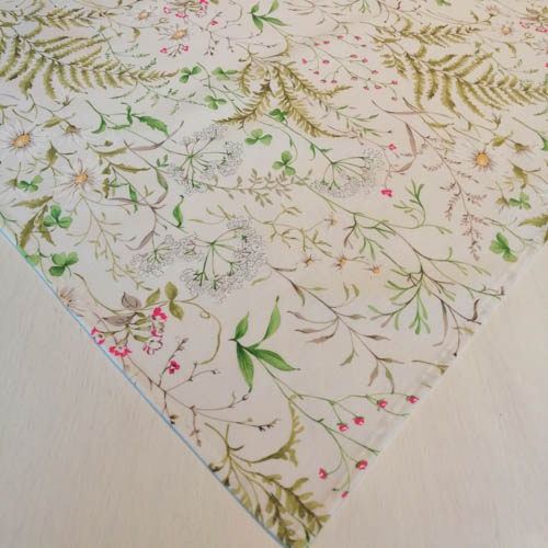 Mitteldecke Gräser und Blumen aus Baumwolle