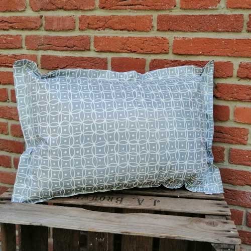 Outdoor Kissen Grau mit weißen Punkten 40x60cm