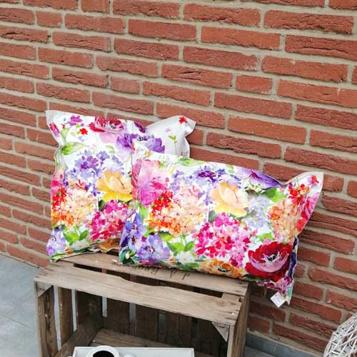 Wachstuchkissen / Outdoor Kissen Blumen | Mit Liebe dekoriert