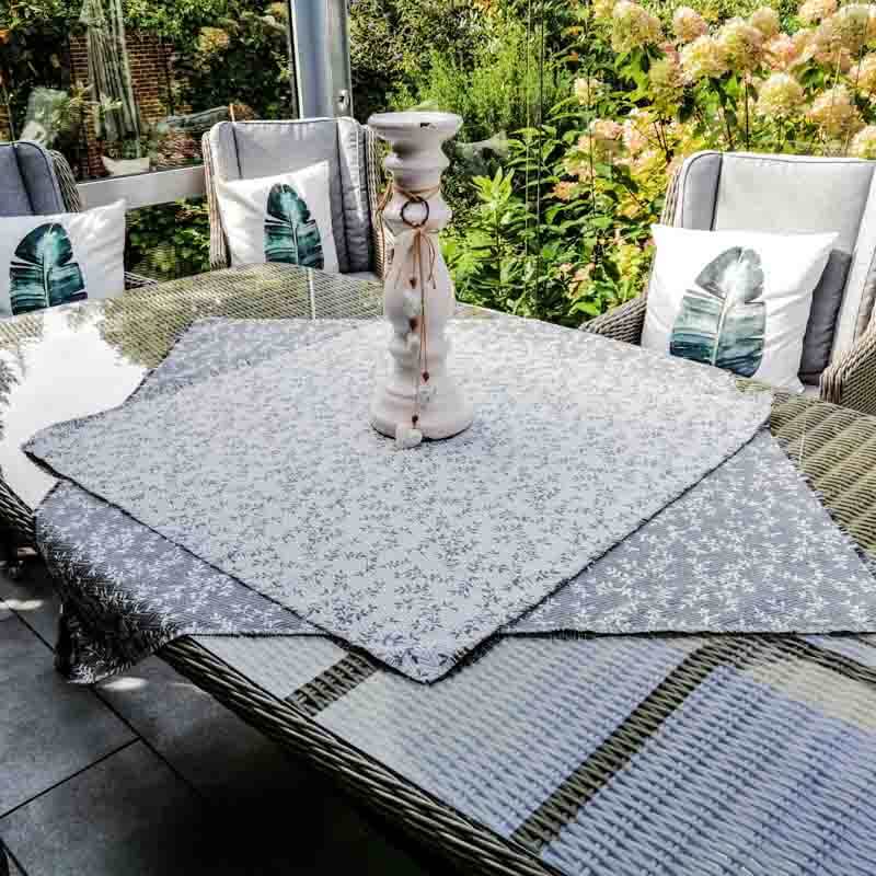 Mitteldecke Ranken aus Jacquard