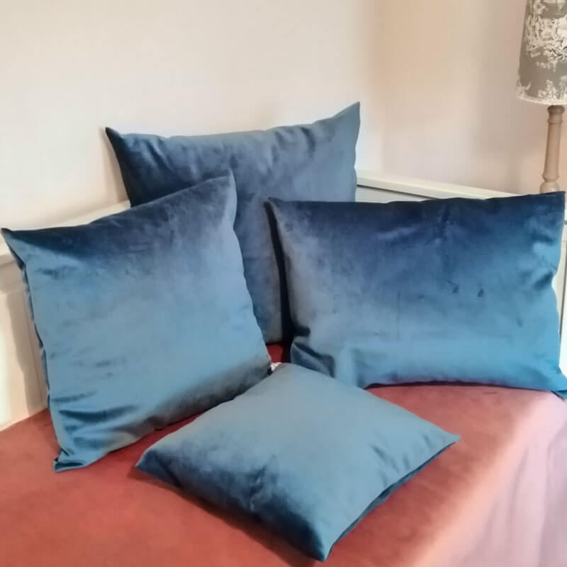 Schicke Deko auf Couch oder Bett Kissenhülle in pink aus Samt 4 Größen 
