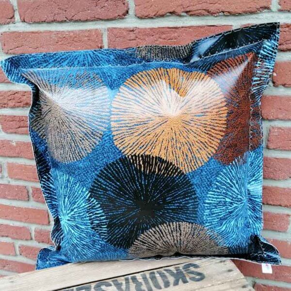 Gartenkissen Blau und Braun mit Ornamenten 50x50cm