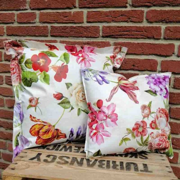 Kissen romantische Blumen aus Wachstuch 35x38cm und 50x50cm