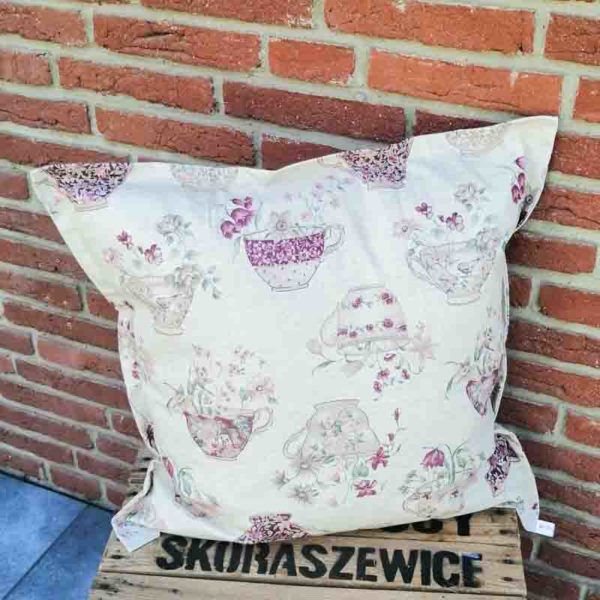 Outdoorkissen Tasse mit Blumen 60x60cm
