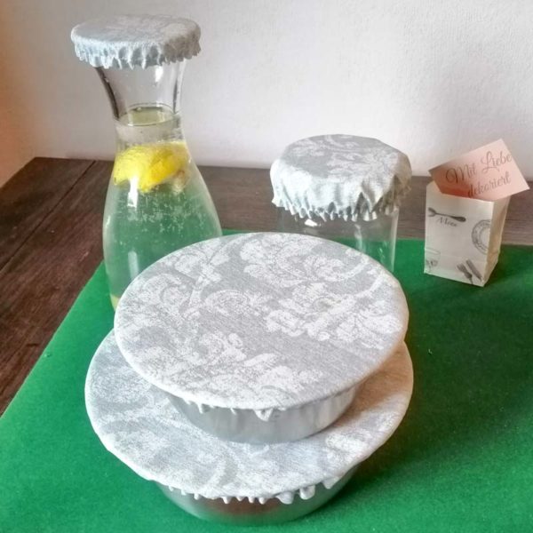 Abdeckhaube mit Gummizug Grau mit Ornamenten (Blätterranken)