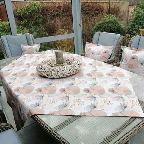 Tischdecke 80x80 für den Garten