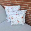 Trendiges Loungekissen Blumen fuer draussen