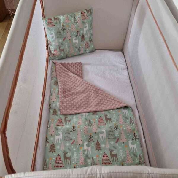 Kinderdecke mit Kissen-Tannenbaeumchen