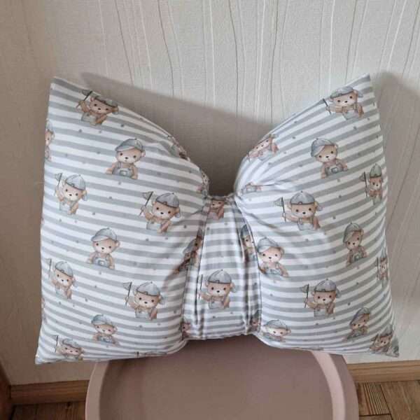 Schleifenkissen für Kinder-Baerchen mit Muetze