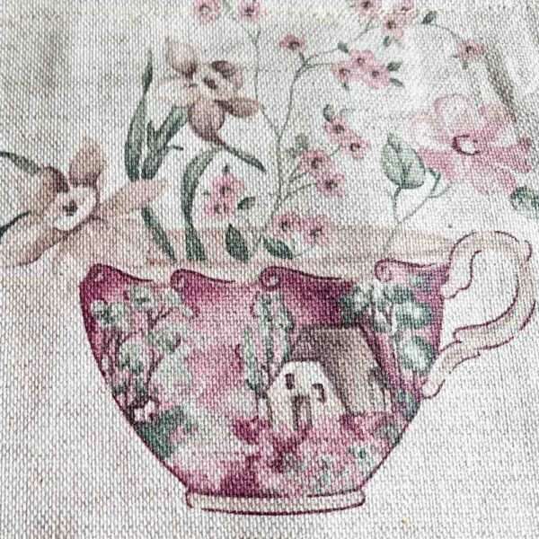 Schleifenkissen aus beschichteter Baumwolle - Tasse mit Blumen
