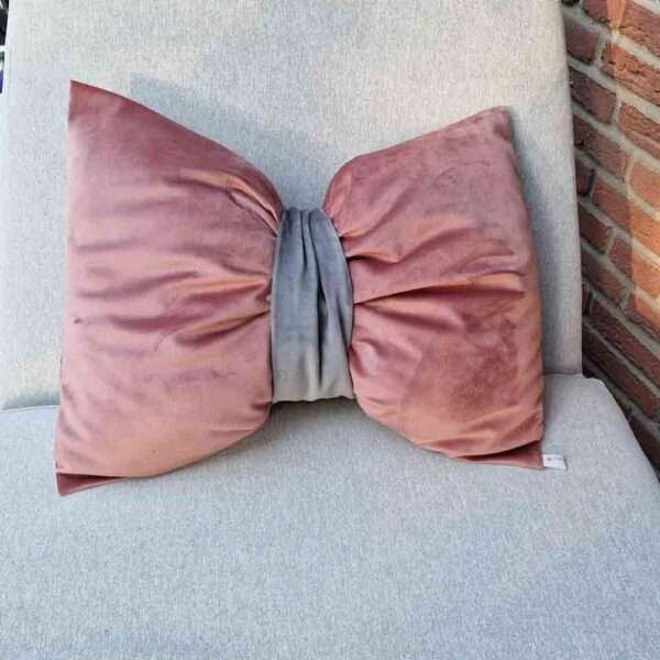 Schleifenkissen aus Samt - rosa